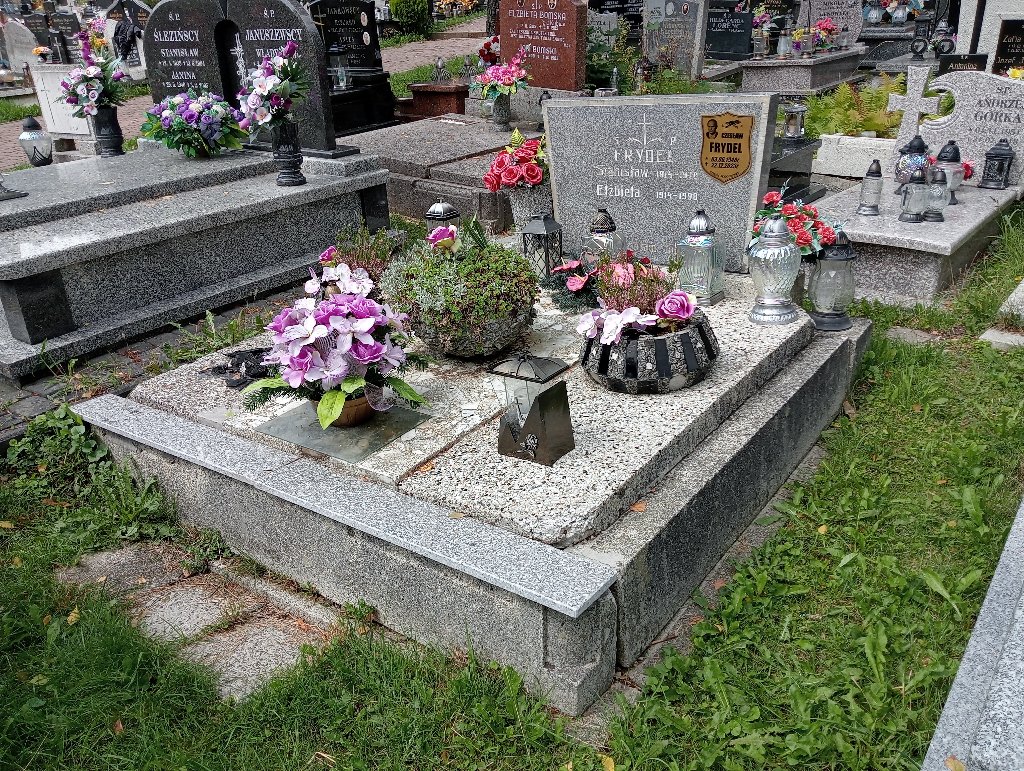 Grób Czesław Frydel