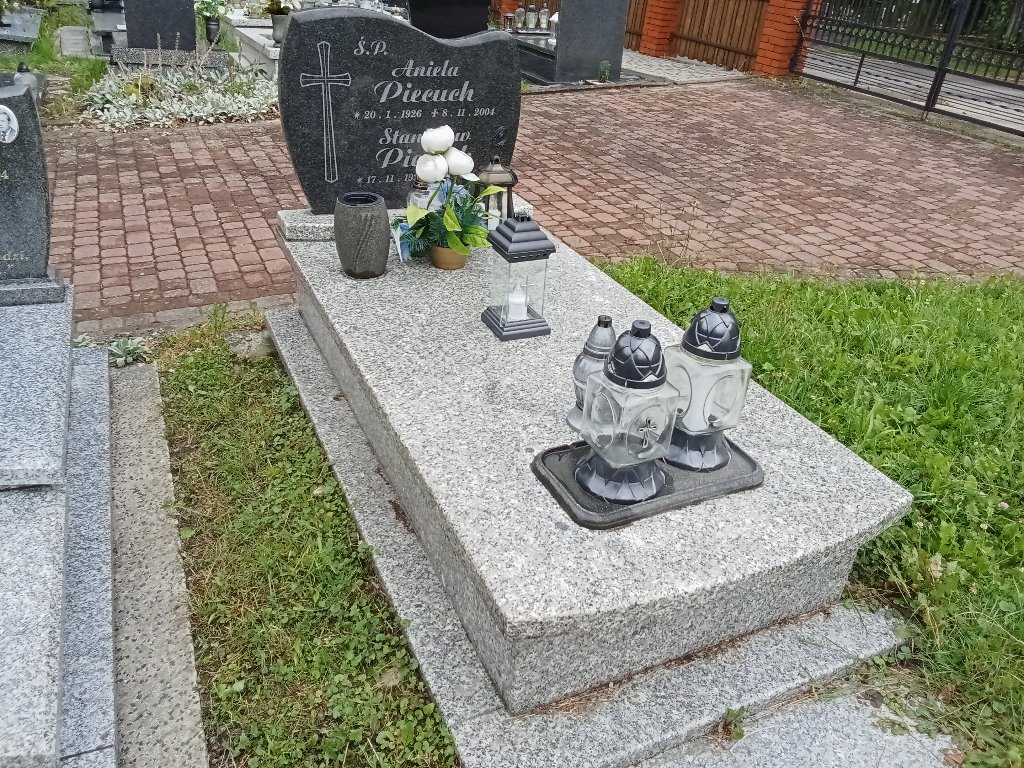 Grób Stanisław Piecuch